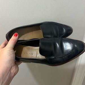 everlane black leather loafers!
